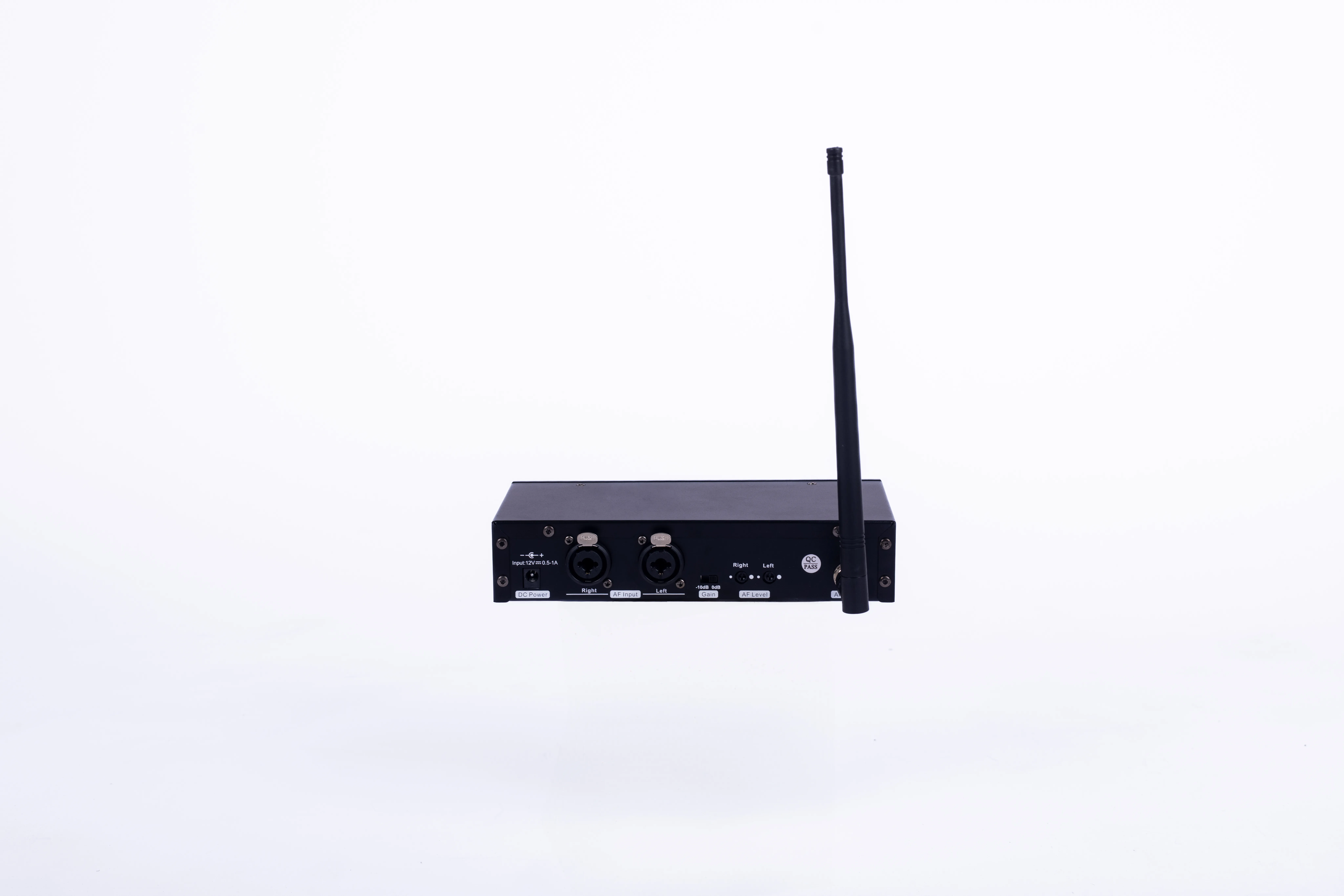 SV 600IEM system in use during live concert performance